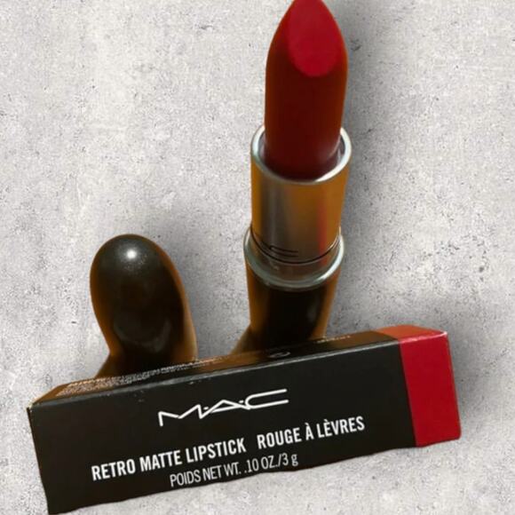 MAC #1 Ruby Woo Retro Matte Lipstick New!‎ - Picture 4 of 14
